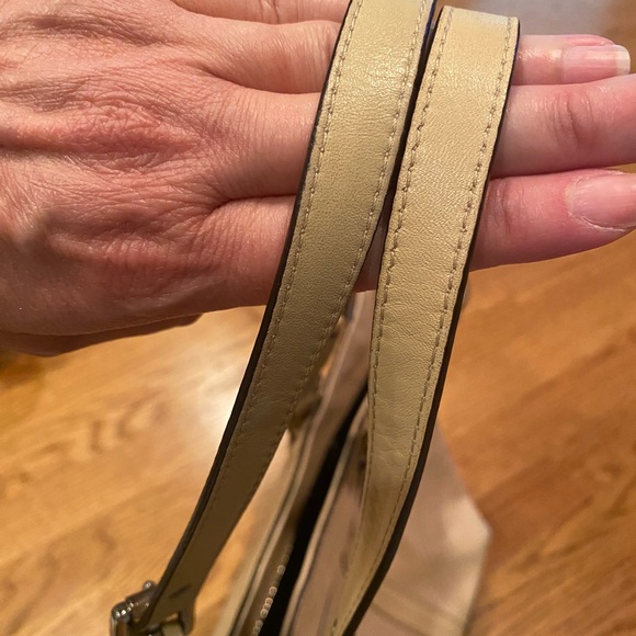 Coach cream colored leather tote bag - Picture 16 of 17